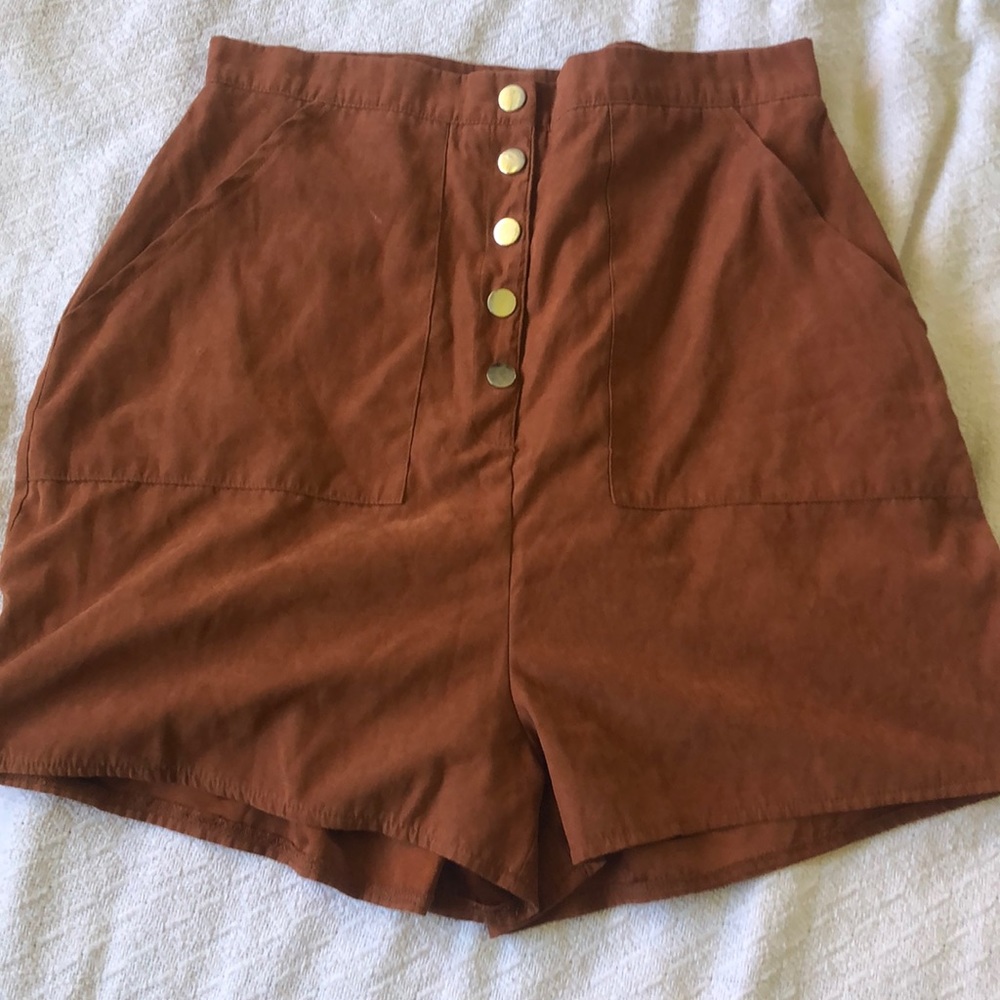 Missguided Highwaist polyester shorts | size 8 US